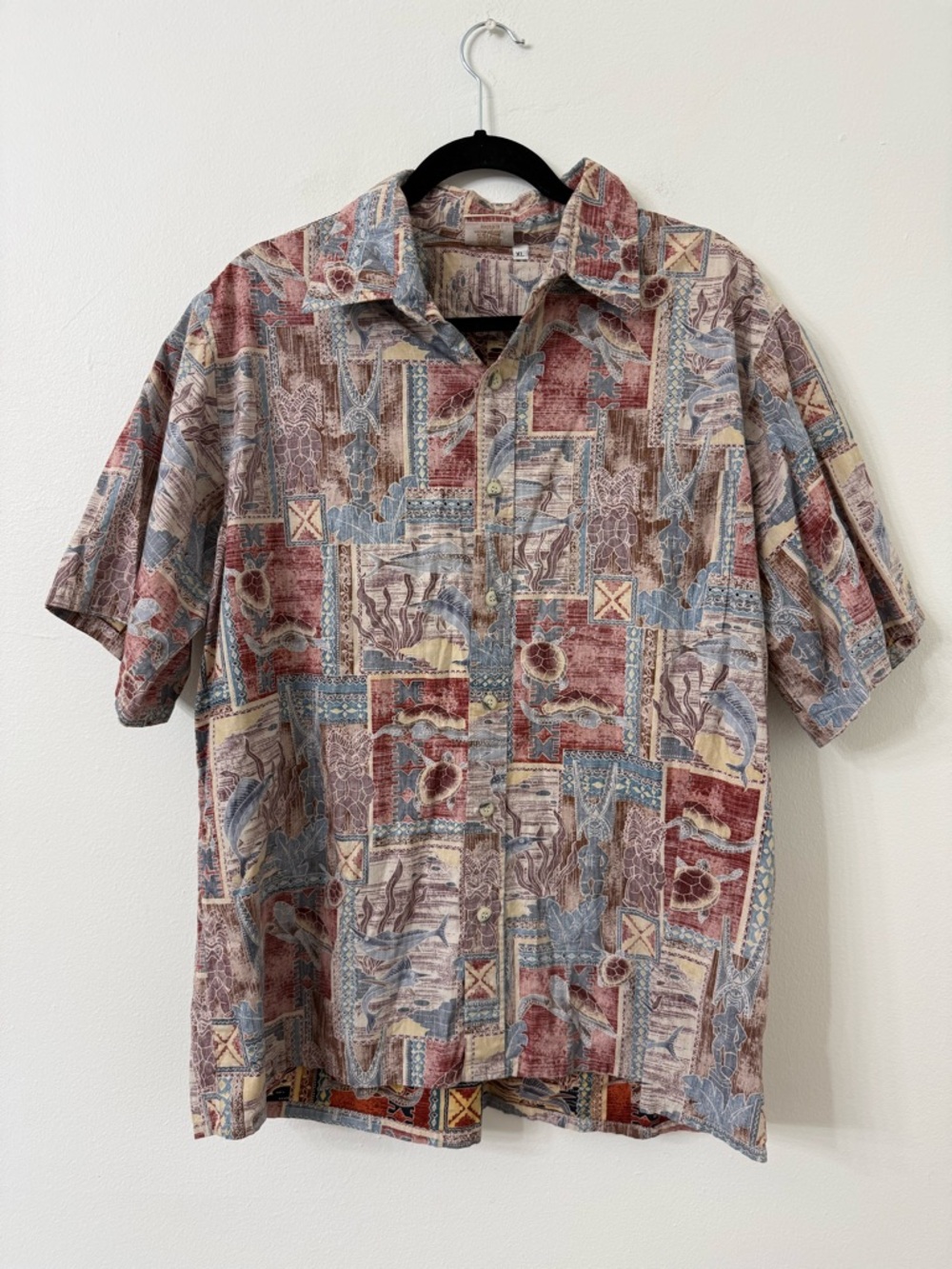 {XL} Made in USA - Go Barefoot Men's Honu Turtle Tapa Reverse Aloha Shirt